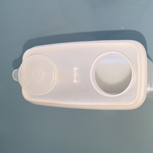 Vintage Tupperware Cereal and Dry Food Container #469-1 - Food Storage Plastic - Picture 5 of 10